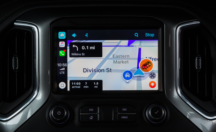 אפליקציית Waze זמינה במערכת Apple CarPlay